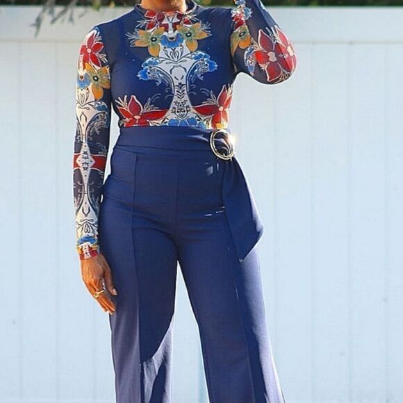 Jealous Tomato  - Picture 2 of 9